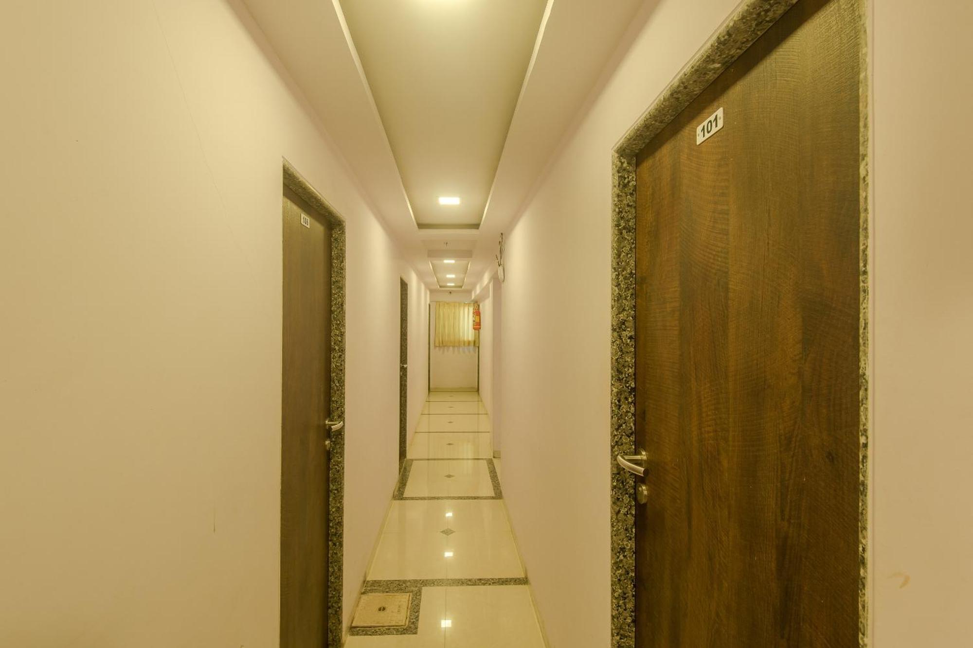 Hotel O Stayland Mumbai Luaran gambar